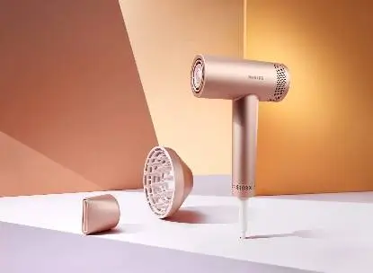 Uscător de păr Philips BHD839/00